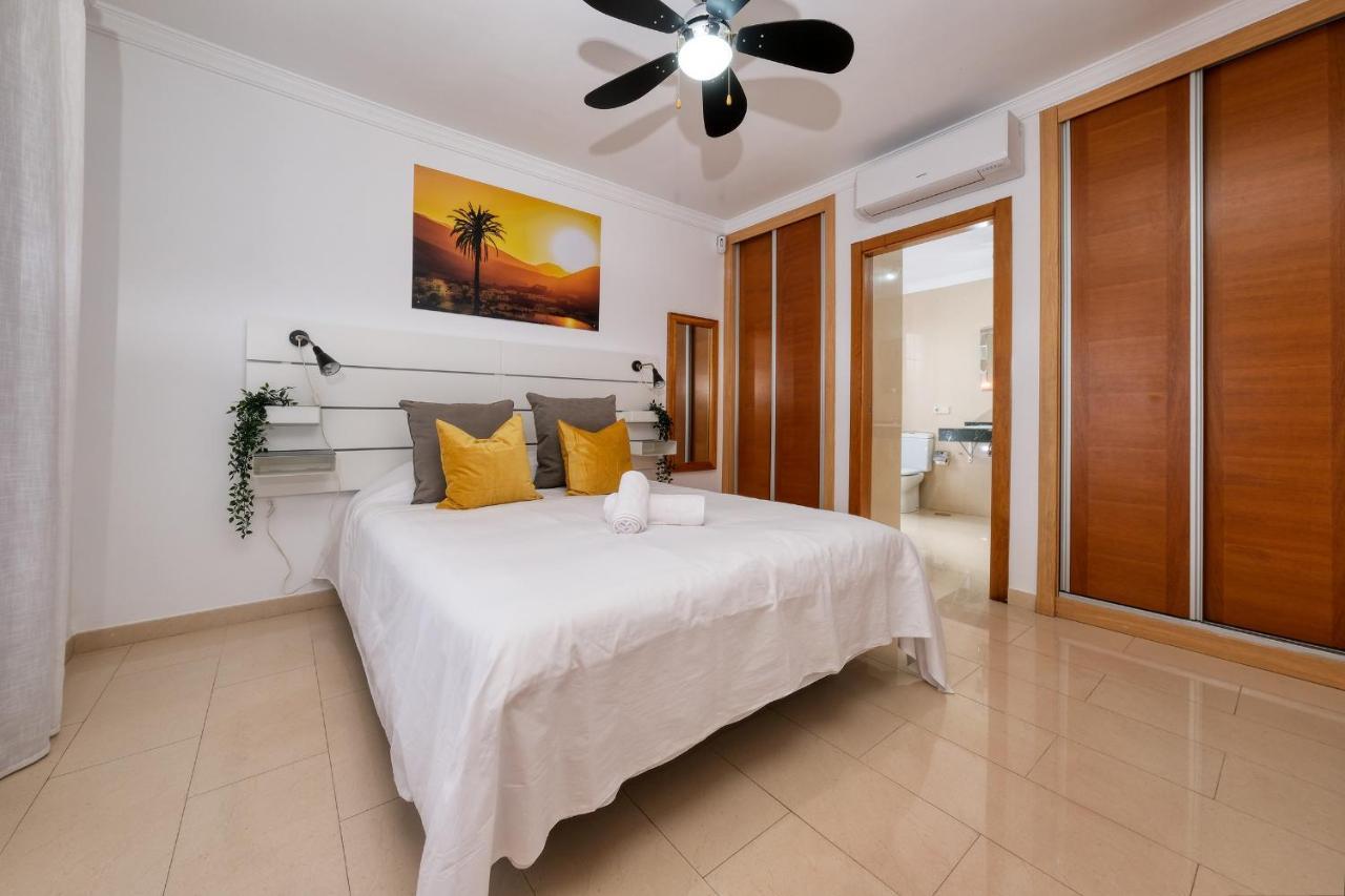 Villa Flavia-Private Pool, Jacuzzi, Sea Views Playa Blanca  Extérieur photo