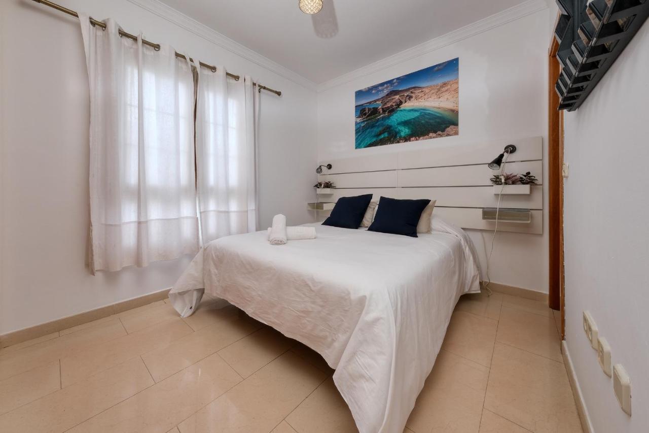 Villa Flavia-Private Pool, Jacuzzi, Sea Views Playa Blanca  Extérieur photo