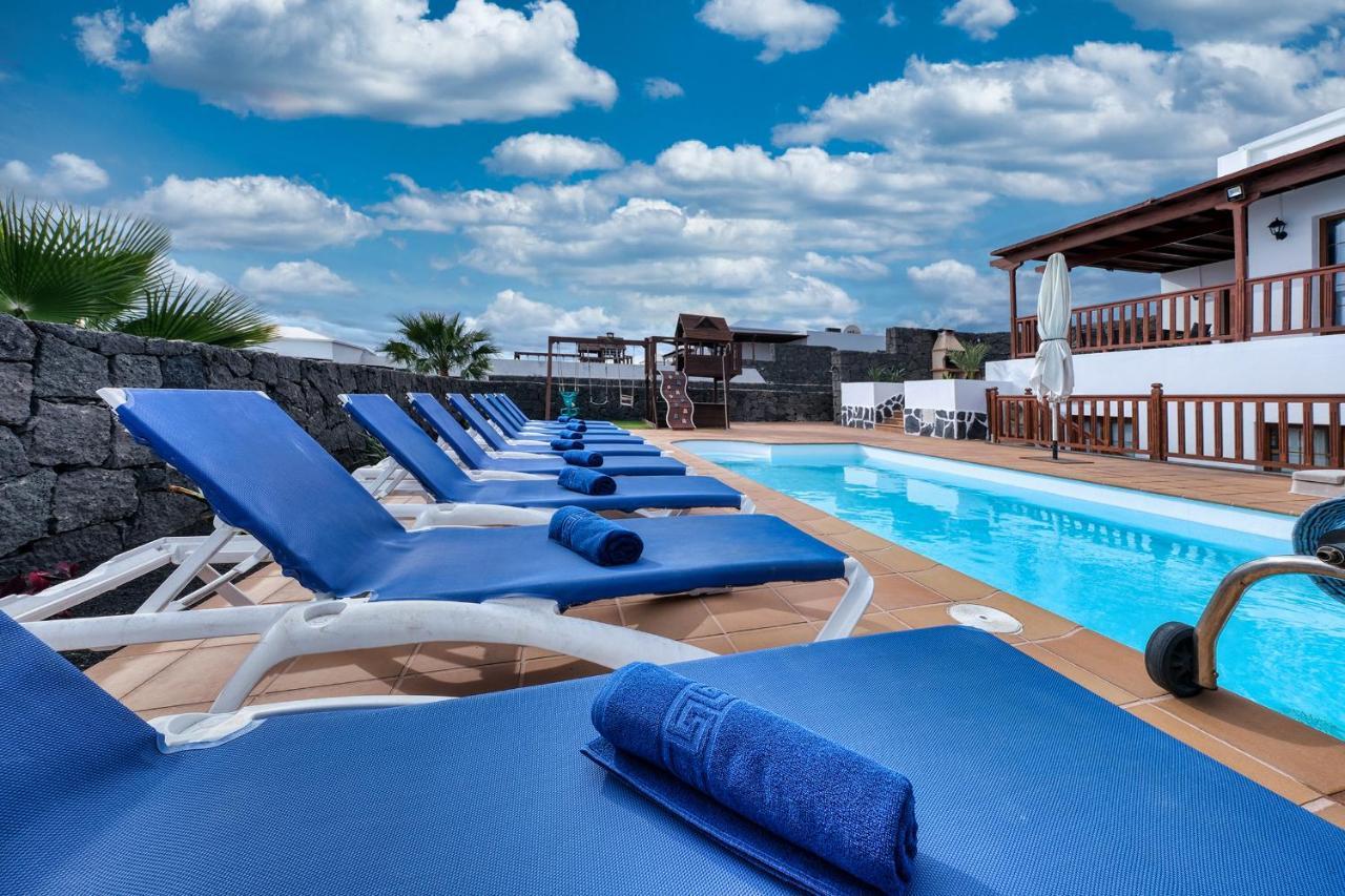 Villa Flavia-Private Pool, Jacuzzi, Sea Views Playa Blanca  Extérieur photo