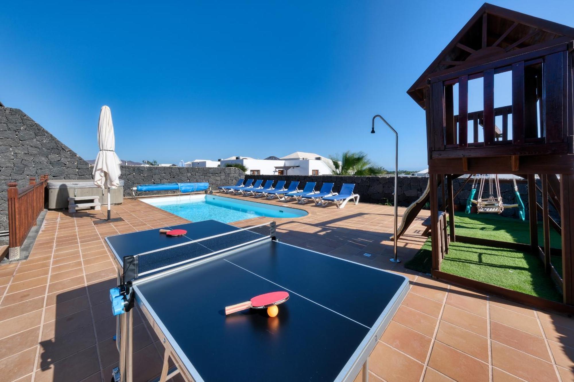Villa Flavia-Private Pool, Jacuzzi, Sea Views Playa Blanca  Extérieur photo